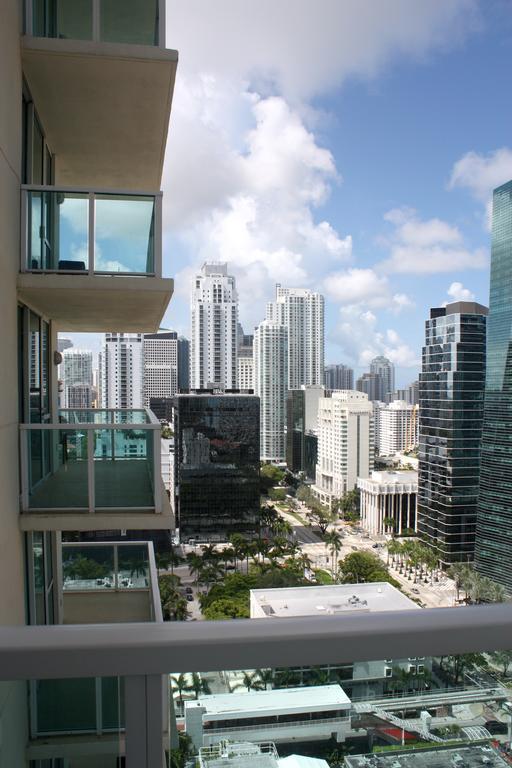 Dharma Home Suites Brickell Miami At One Broadway Exterior foto